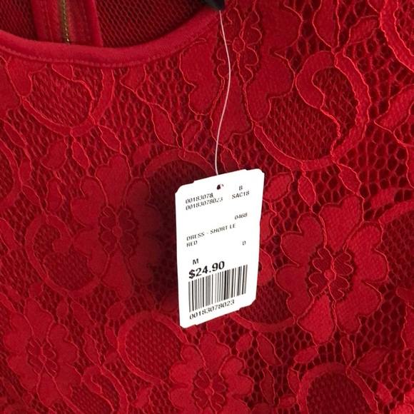 Red Dress- Size Medium - Picture 3 of 3